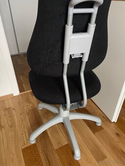 Detska/studentska ergonomicka rastuca stolicka FUXO - 6