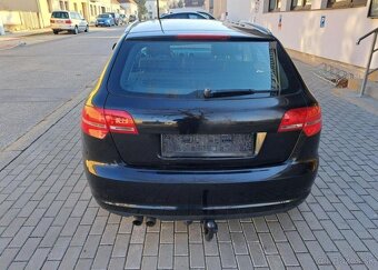 Audi A3 1,9 TDI nafta manuál 77 kw - 6