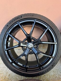 Sparco Podio 8J R18 ET45 225/40 R18 Michelin pilot sport 4 - 6