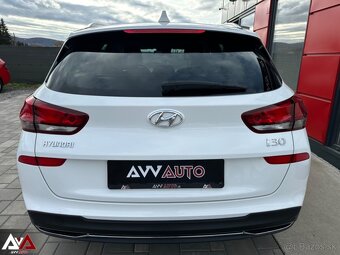 Hyundai i30 CW 1.6 CRDi DTC Family, v Záruke, F1 radenie, SR - 6