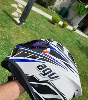 Predám Prilbu AGV K5 - 6