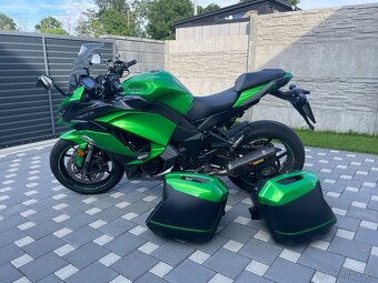 Kawasaki Z1000SX - 6