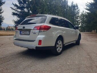 Subaru Outback 2.0 D - 6