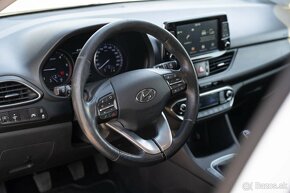 Hyundai i30 CW 1.6 CRDi Family - 6