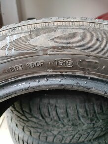 Predám zimné pneu Nokian WRD4  205/55 r16 - 6