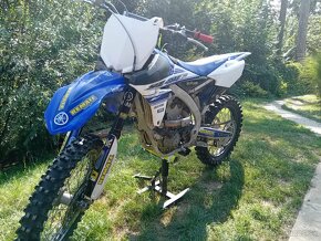 Yamaha yzf 250 - 6