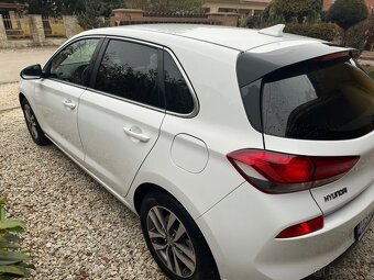 Hyundai i30 T-GDI - 6