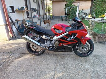 Honda CBR 600 f4i - 6