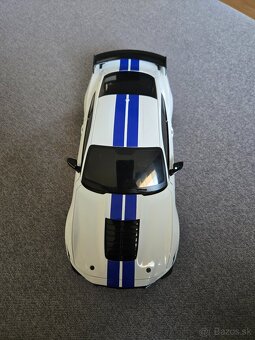 Ford Mustang Shelby GT500 1:18 Solido - 6