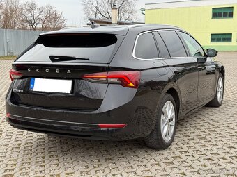 Škoda Octavia Combi 2.0 TDI Style VIRTUAL HEAD UP Kupene SR - 6