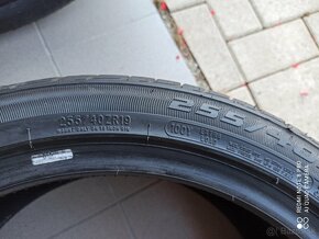 letne pneu 255/40 R19 - 6