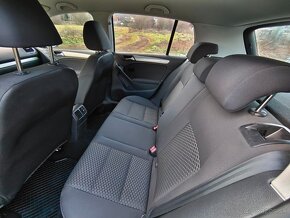 VW Golf VI 1.6 TDi • 2012 • Klima • Tazne • Vyhrievanie - 6