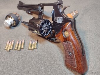 Predám revolver Taurus 94 22lr - 6