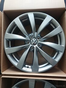 Nové orig. VW 5x112R19 8JX19 ET41 - 6