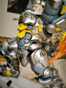 Reinhardt Overwatch-socha - 6