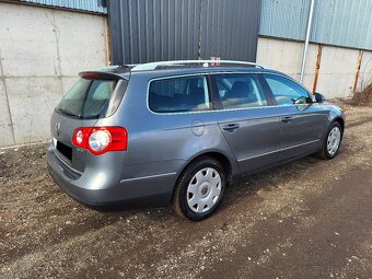 VW Passat B6 Variant 2.0 TDi Sportline - 6