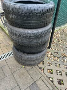 Predám zimné pneumatiky 215/55r16 93H - 6