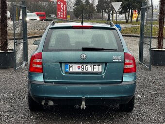 Škoda Octavia 1.6 fsi Combi - 6