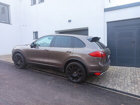 Porsche Cayenne - 6