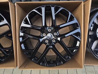 5x112 R19 Seat Cupra Black Formentor Nepoužite - 6