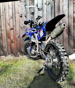 Yamaha yzf 250 - 6