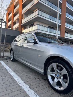 BMW 320D e91 X-drive - 6