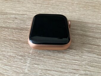 Apple Watch SE 2020 40mm - 6