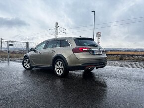 Opel Insignia Country Tourer 4x4 - 6