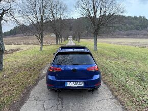 Volkswagen Golf R 2.0TSI 4Motion - 6