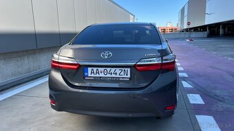 Predám Toyota Corolla sedan 1,6i odpočet dph,  1. majiteľ - 6