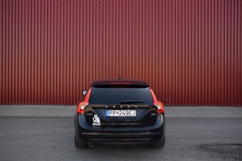 Volvo V60 D2 2.0L, SERVISOVANE VO VOLVE,SERV. KNIŽKA, 115 kw - 6