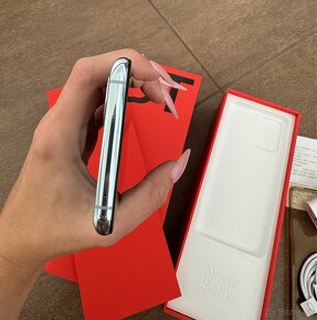 OnePlus 8T 128GB Lunar Silver - TOP stav - 6