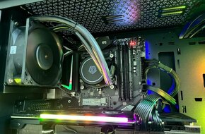 ➡️i7 8700K\16GB\RTX 3070\SSD\700W Zdroj\zár. 48 - 6