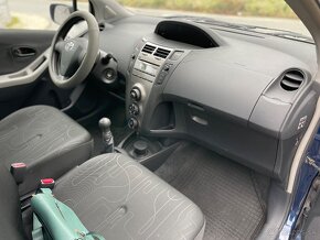 Toyota Yaris 1.0 VVTi, 2010, prvý majiteľ - 6