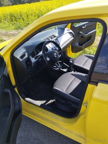 Škoda Fabia 3 Yellow VELMI HEZKÁ - 6