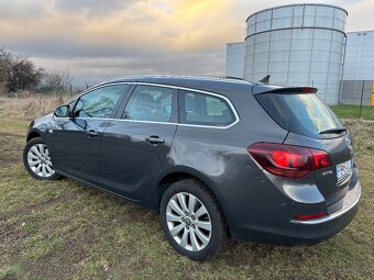 Opel Astra Combi 1,6 nafta 2015 - 6