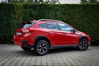 Subaru XV 1.6i Combi / SUV / 4x4 - 6