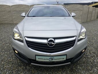 Opel Insignia 2.0CDTi 4x4 COUNTRY TOURER 1A - 6