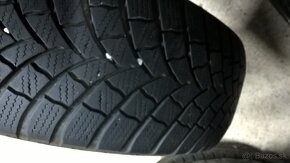 4 ks ZIMNÉ 195/65 R15 95T a 91T cca 5-6 mm od 15,-€/kus - 6