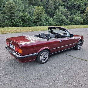 BMW E30 320i cabrio - 6