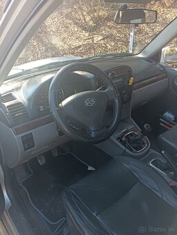 SUZUKI GRAND VITARA 2,0 HDI - 6