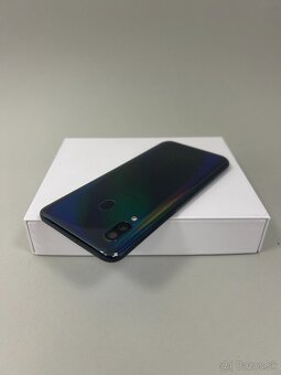 Samsung Galaxy A40 64GB Blue - 6