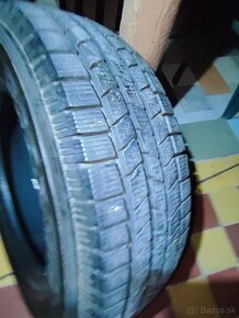 215 70 R16 Pirelli sZimné pneu - 6