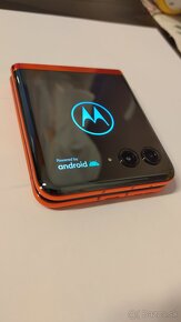 Motorola Razr 40 Ultra Viva Magenta - 6