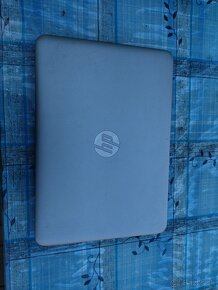 HP Elitebook 820 G3 v Peknom stave - 6