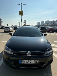 Volkswagen Jetta HYBRID 1.4 TSI - 6