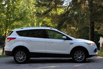 Ford Kuga 4x4 2,0 TDCi Titanium AWD A/T 120 Kw - 6