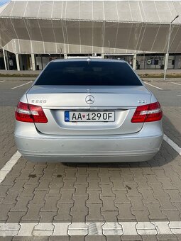 Mercedes-Benz E220 CDI Blue Avantgarde A/T - 6