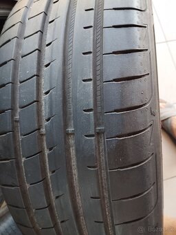 SADA LETNCH PNEUMATIK ZANOVNE 215/45R18 - 6