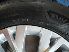 Predám pneumatiky letné 235/65r18 goodyear - 7